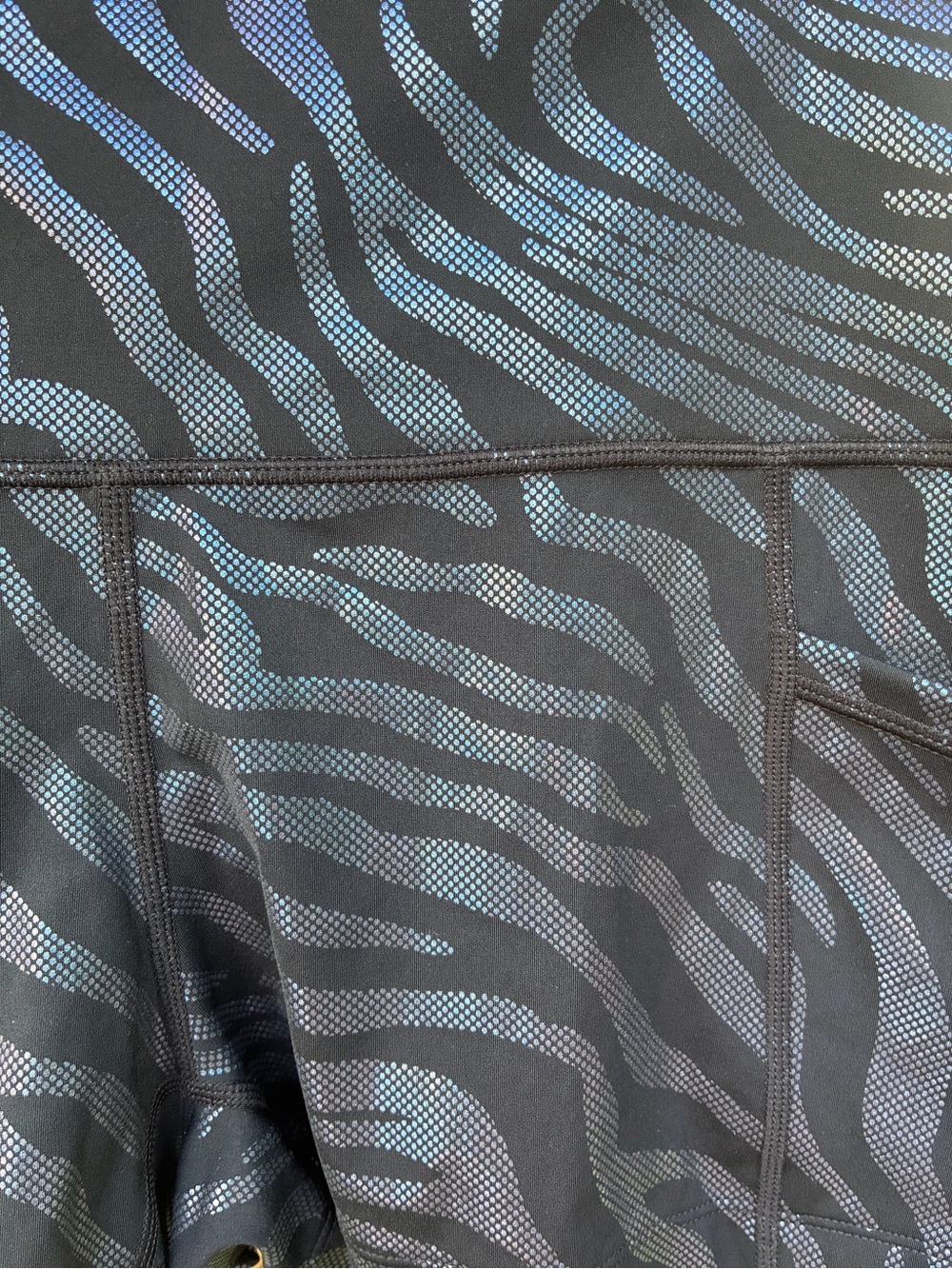 CVG CONSTANTLY VARIED GEAR "Iridescent Zebra" High Waist Workout Shorts Size S - Picture 5 of 5